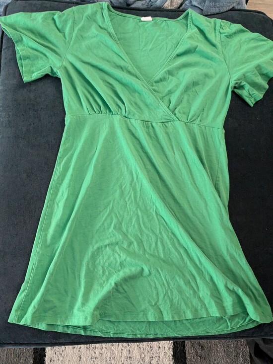 Melrose and Market Dresses & Skirts - Melrose and Market Green V Neck Cross Front Midi 100% Cotton Dress Size M